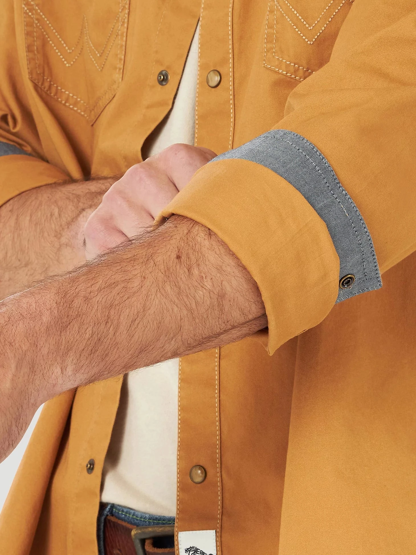 Men's Wrangler 112317197 Retro® Premium Long Sleeve Western Snap Solid Shirt In Rawhide 8 Men's Wrangler 112317197 Retro® Premium Long Sleeve Western Snap Solid Shirt In Rawhide - Image 6