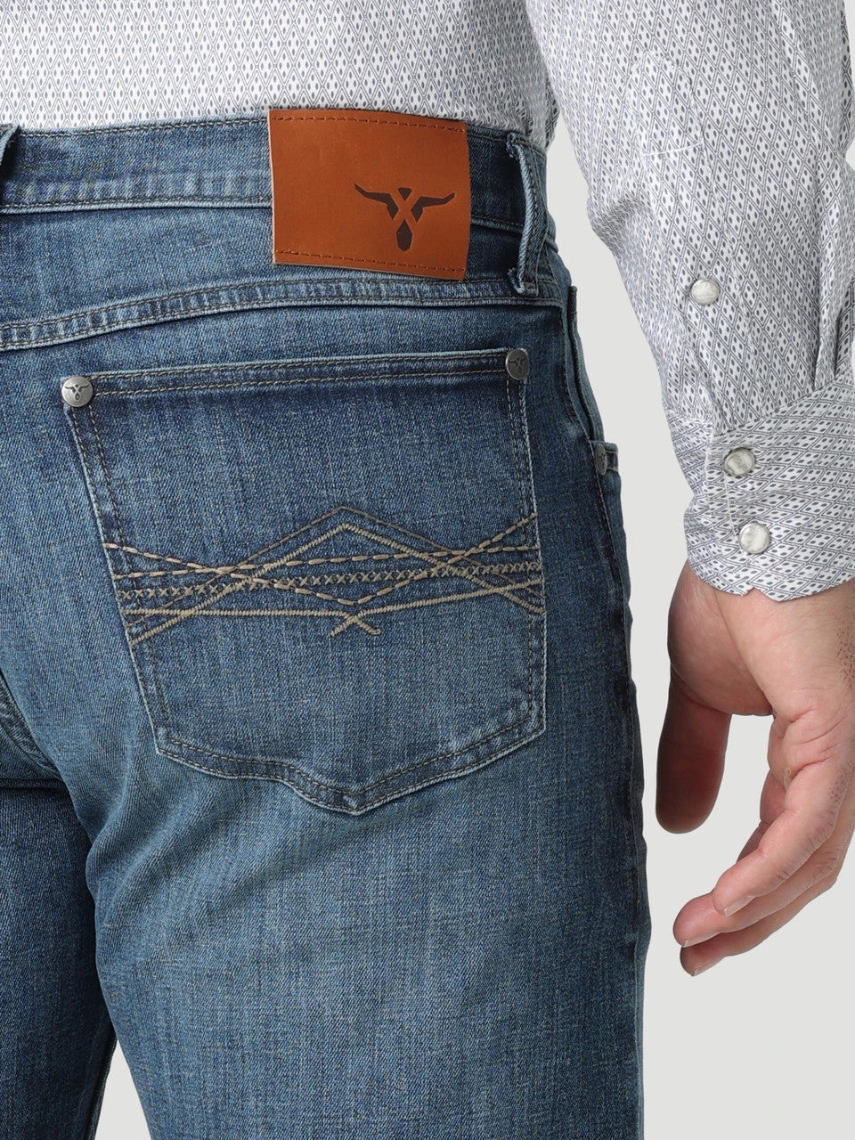 Men's Wrangler 112323415 20X®42 Vintage Trail Ride Slim Fit Boot Cut Jean (SHOP IN-STORE) 6 Men's Wrangler 112323415 20X®42 Vintage Trail Ride Slim Fit Boot Cut Jean (SHOP IN-STORE) - Image 4