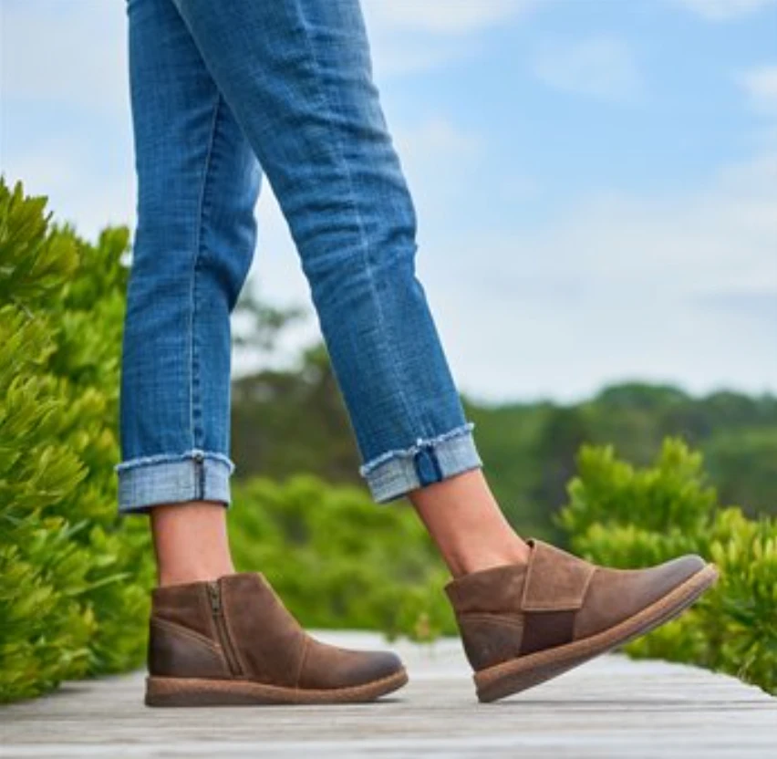 Born BR0027506 Tora Brown Ladies Shoe SAVE $40.00 Code BORNBLOWOUT 9 Born BR0027506 Tora Brown Ladies Shoe SAVE $40.00 Code BORNBLOWOUT - Image 7